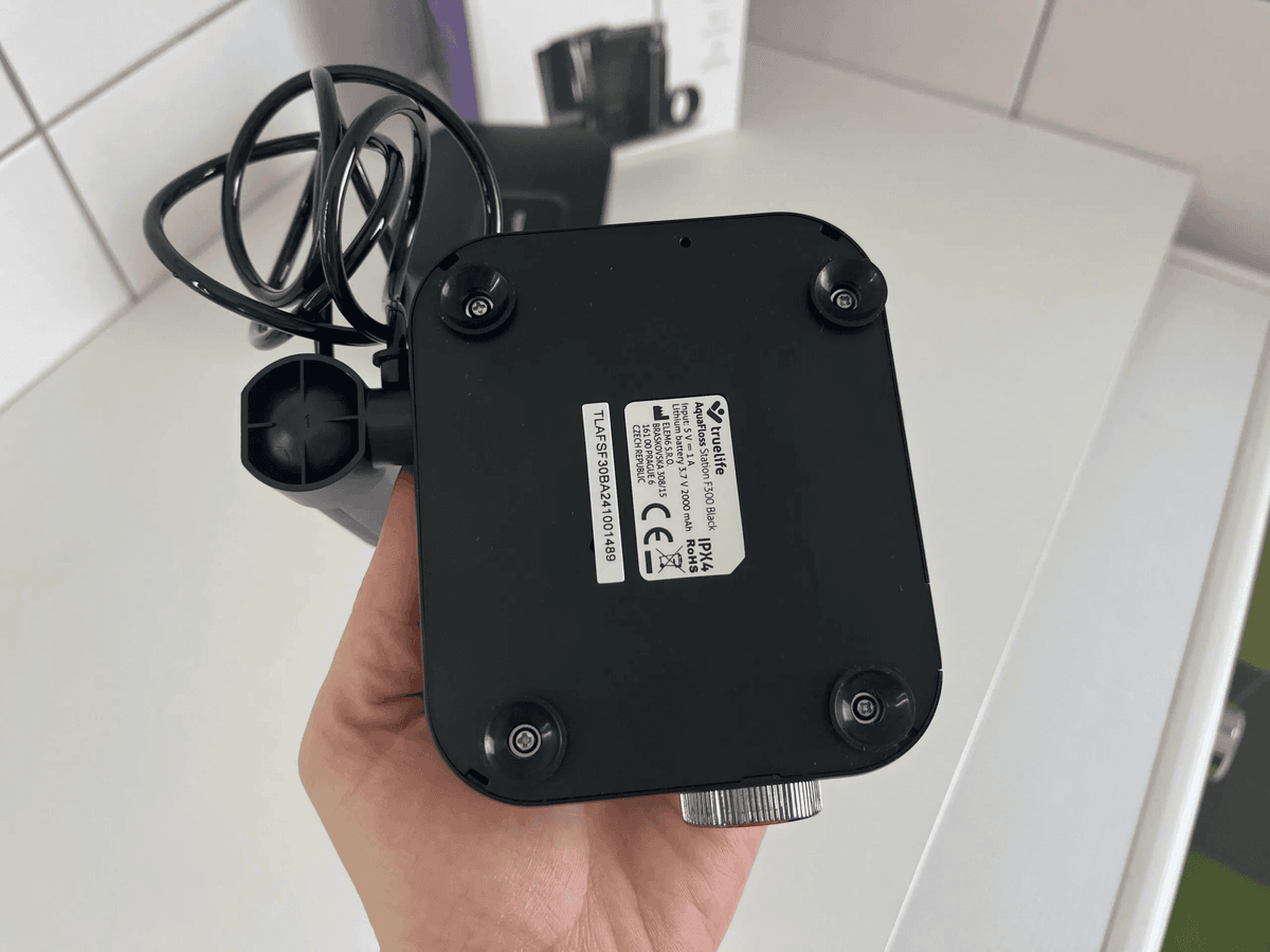 Konstrukcija i dizajn TrueLife AquaFloss Station F300 Black