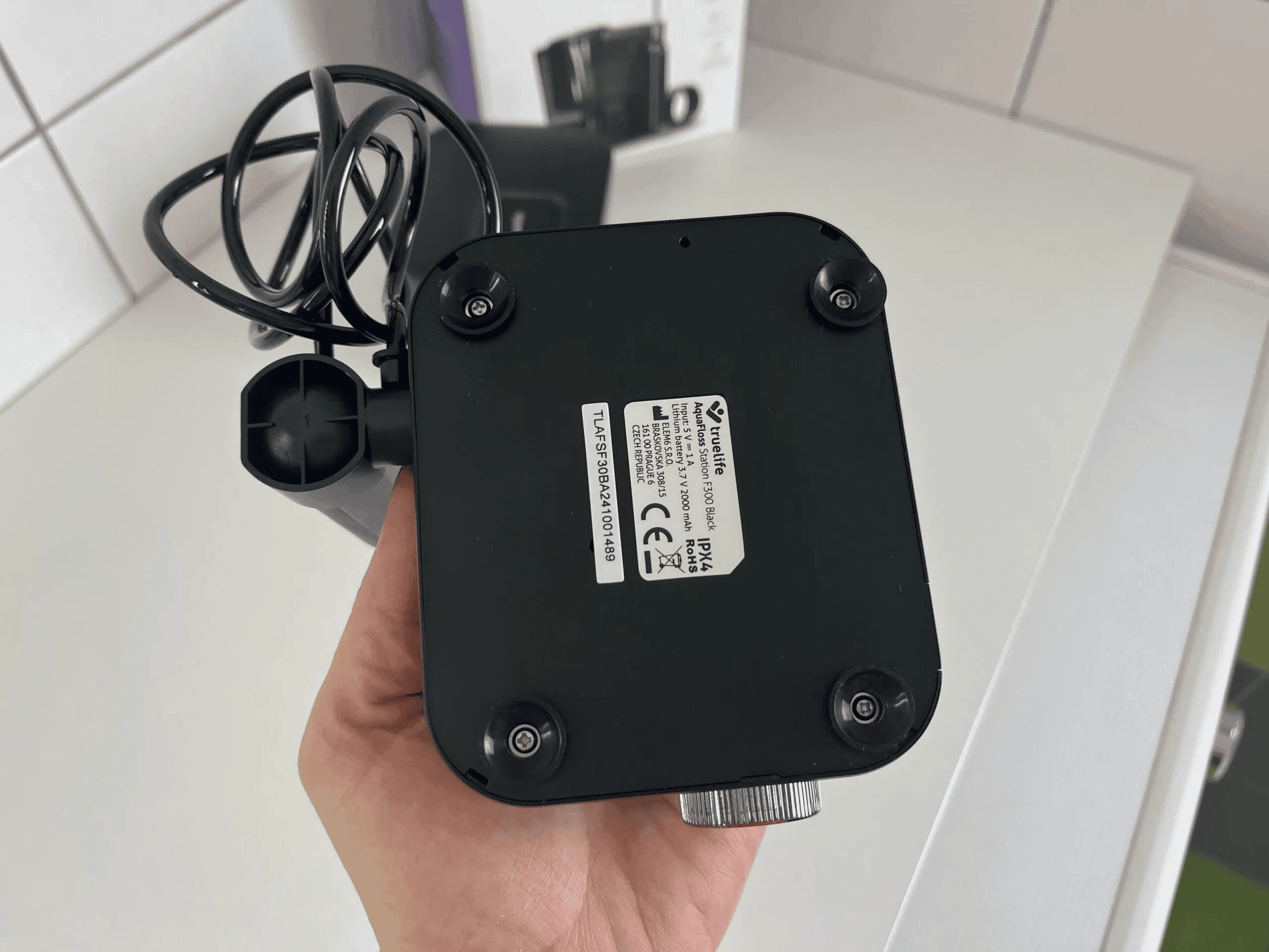 Konstrukcija i dizajn TrueLife AquaFloss Station F300 Black