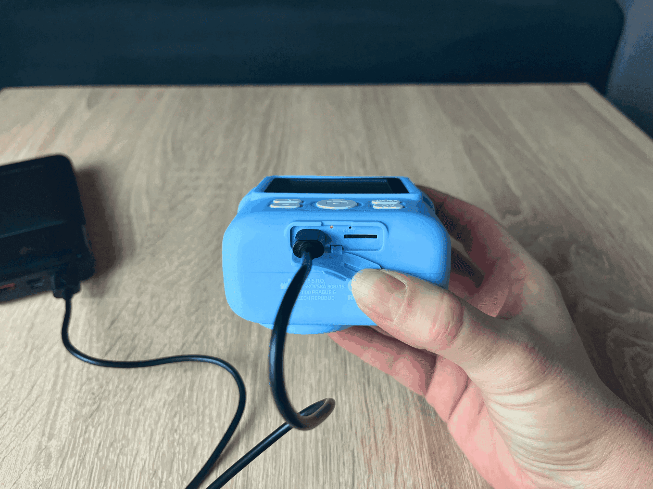 Konstrukcija i dizajn LAMAX InstaKid1