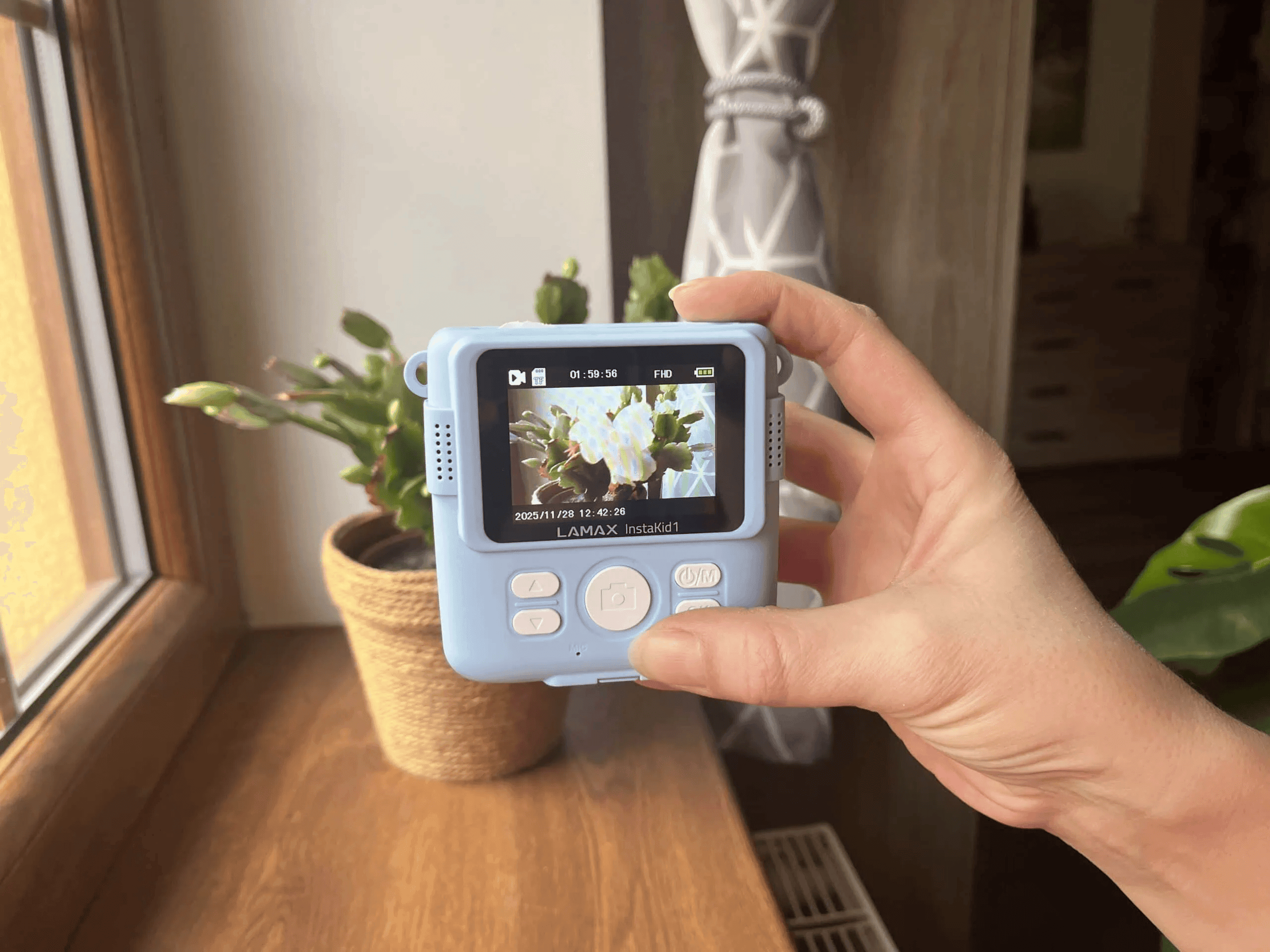 Funkcije i značajke LAMAX InstaKid1