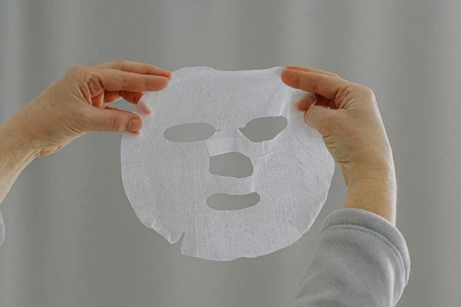 maska za lice s hijaluronskom kiselinom