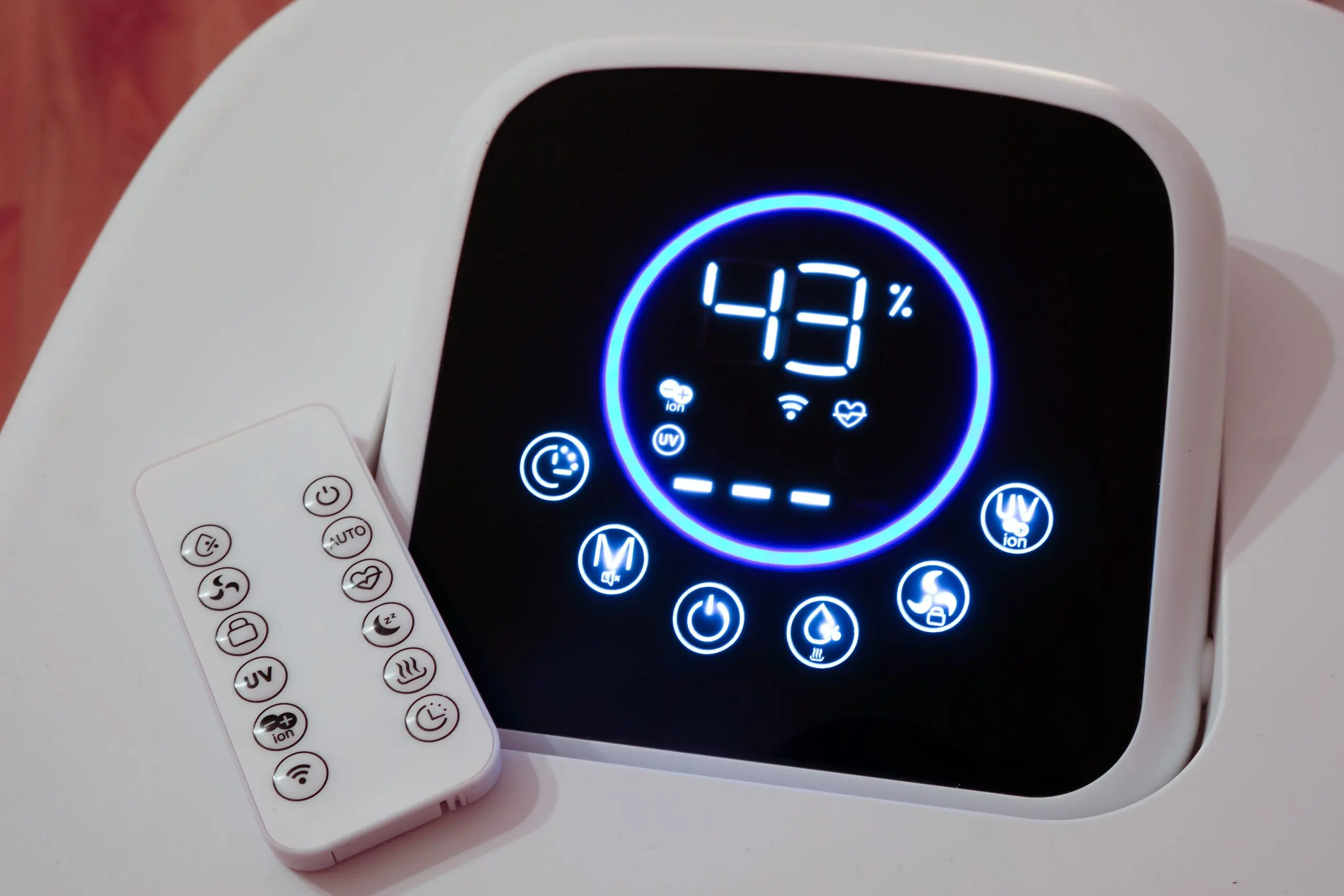 zaslon i upravljač Aerium SA2404